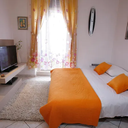 Lovely Marmont With Balconies In The Heart Of * Split