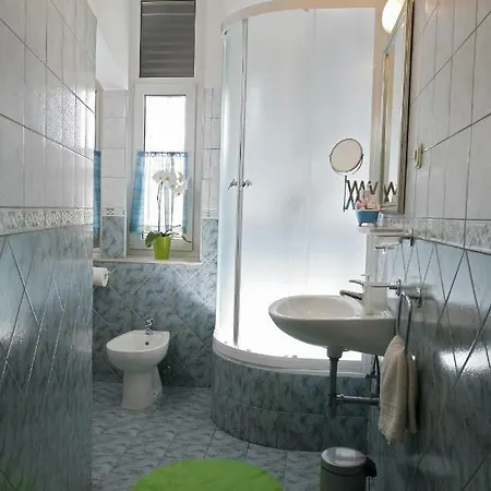 Lovely Marmont With Balconies In The Heart Of Split