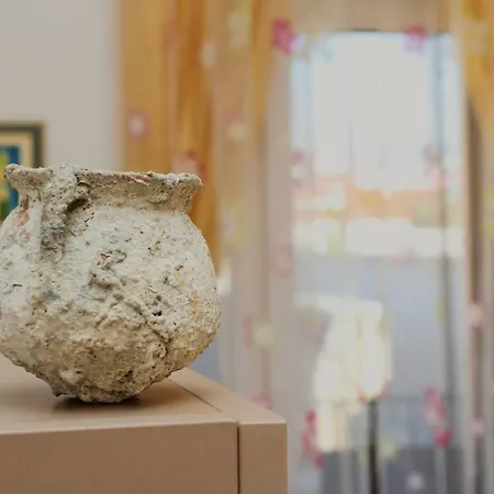 Apartmán Lovely Marmont With Balconies In The Heart Of *